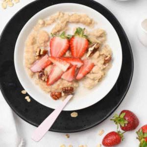 Vegan High Protein Oatmeal porridge with almond Mylk shake.